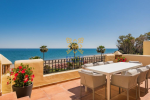 Apartamento №23561 en Estepona