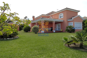 Villa №34388 en Estepona