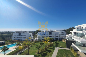 Apartamento №23668 en Estepona