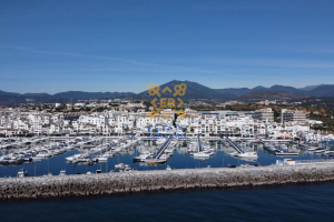 Apartamento №23168 en Puerto Banus