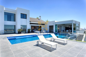 Villa №33870 en Marbella