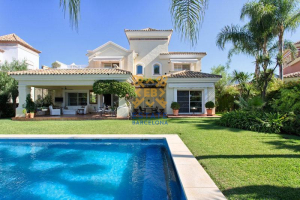 Villa №33387 en Marbella