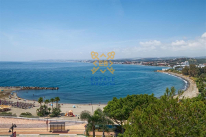 Apartamento №24104 en Estepona