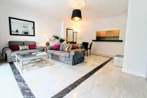 Apartamento №24083 en Puerto Banus