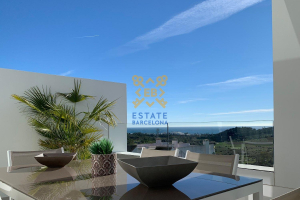 Apartamento №24456 en Estepona