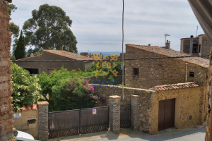 Edificio en Palau Sabarder №20787 en Girona