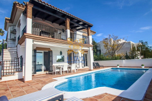 Villa №33623 en Marbella