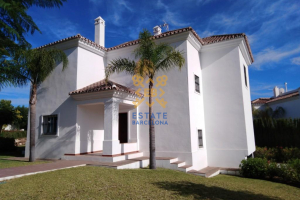 Villa №32882 en Marbella