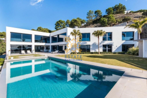 Villa №33632 en Benahavis