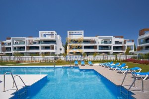 Apartamento №23704 en Estepona