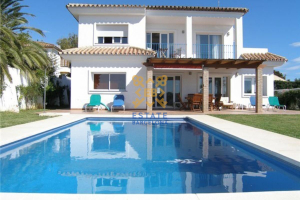 Villa №33840 en Estepona